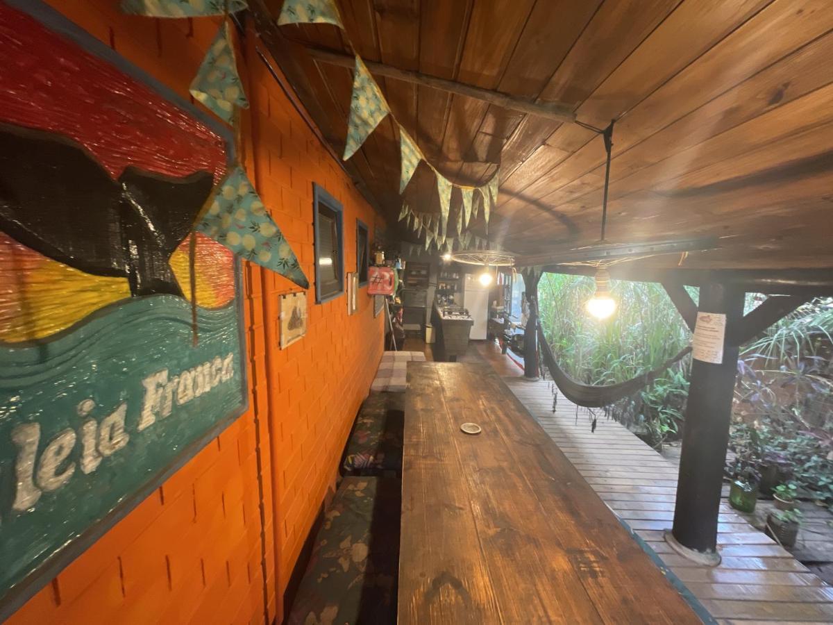 Praia Do Rosa Hostel Экстерьер фото